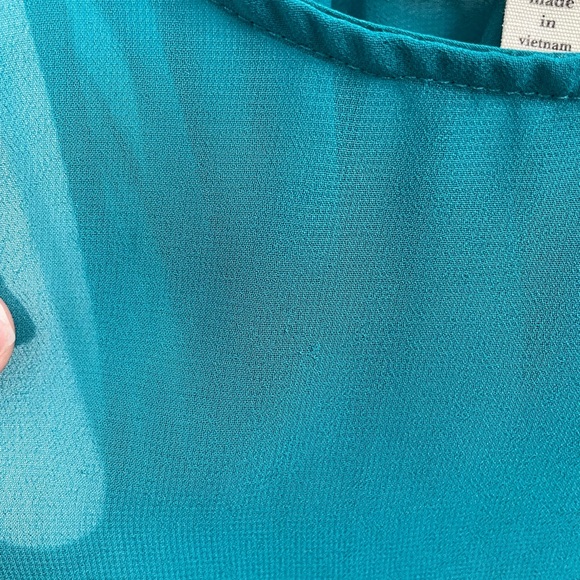 Lush Turqoise Flowy Sheer Raceback Top Sz S - Picture 6 of 7